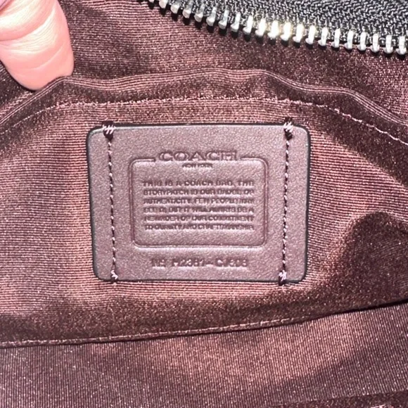 Coach Teri Pillow Crossbody Bag - Black 🖤 - Picture 5 of 7